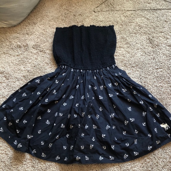 Abercrombie & Fitch Dresses & Skirts - Strapless dress